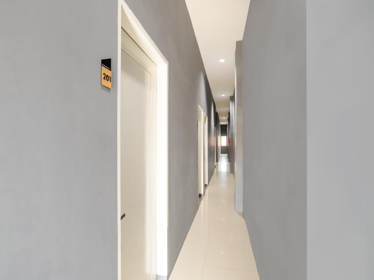 Oyo 3492 Mandala Residence メダン エクステリア 写真