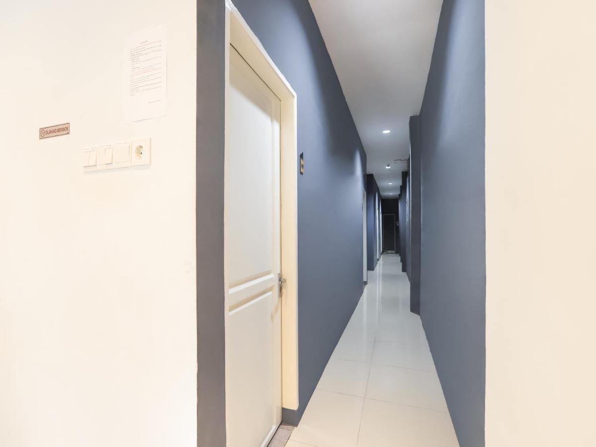 Oyo 3492 Mandala Residence メダン エクステリア 写真