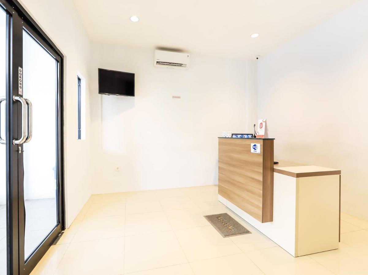 Oyo 3492 Mandala Residence メダン エクステリア 写真
