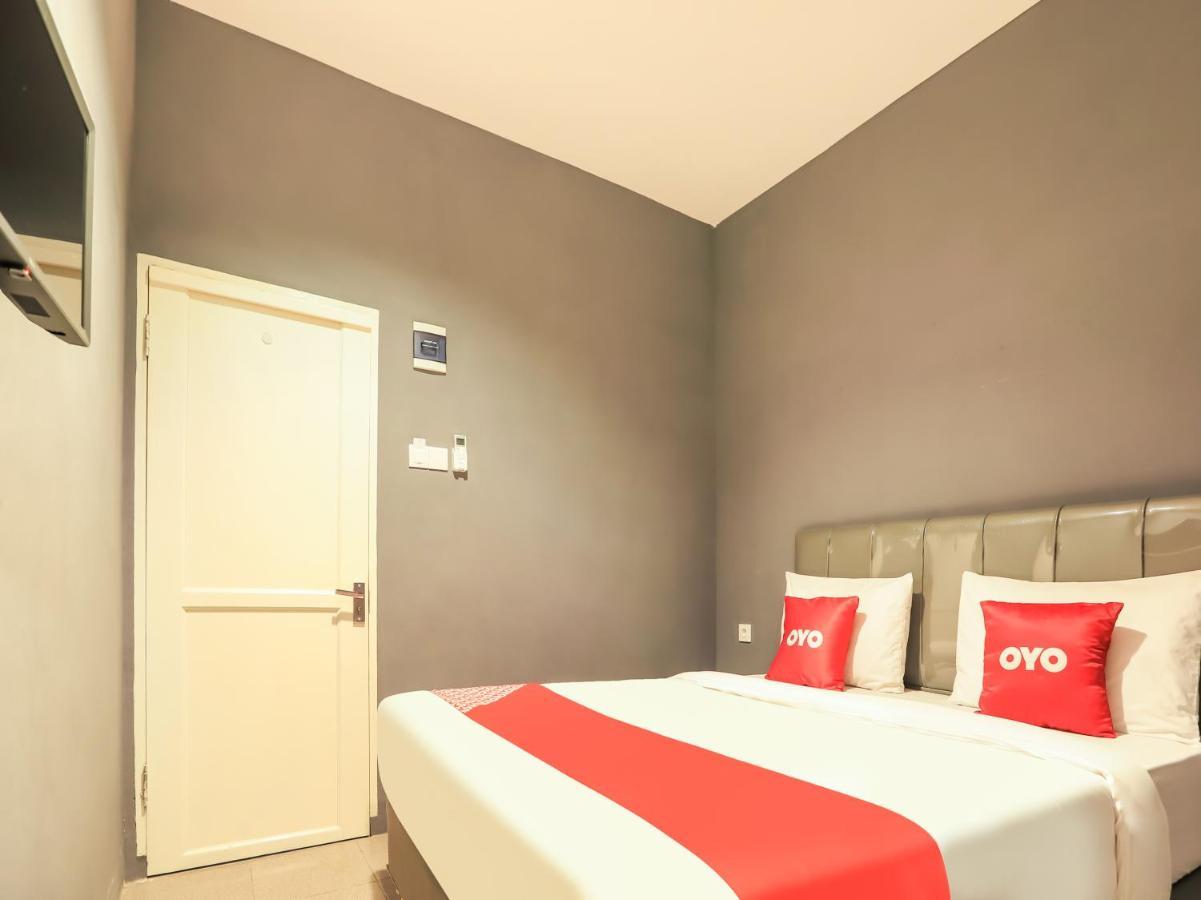 Oyo 3492 Mandala Residence メダン エクステリア 写真