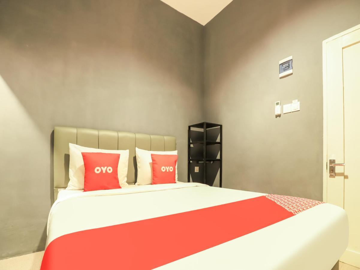 Oyo 3492 Mandala Residence メダン エクステリア 写真