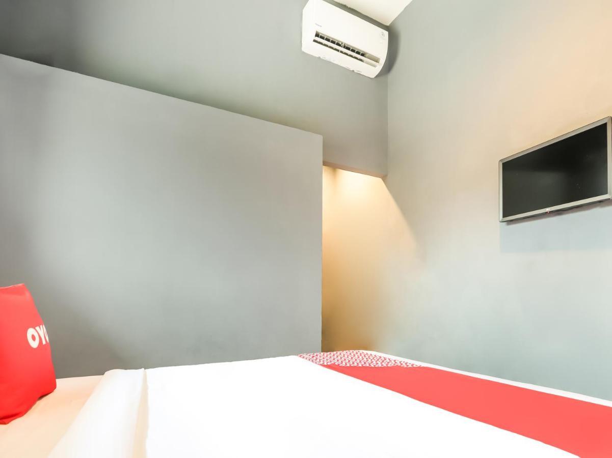 Oyo 3492 Mandala Residence メダン エクステリア 写真