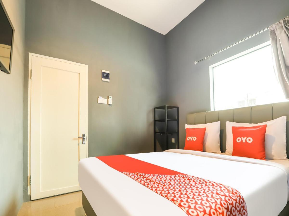 Oyo 3492 Mandala Residence メダン エクステリア 写真