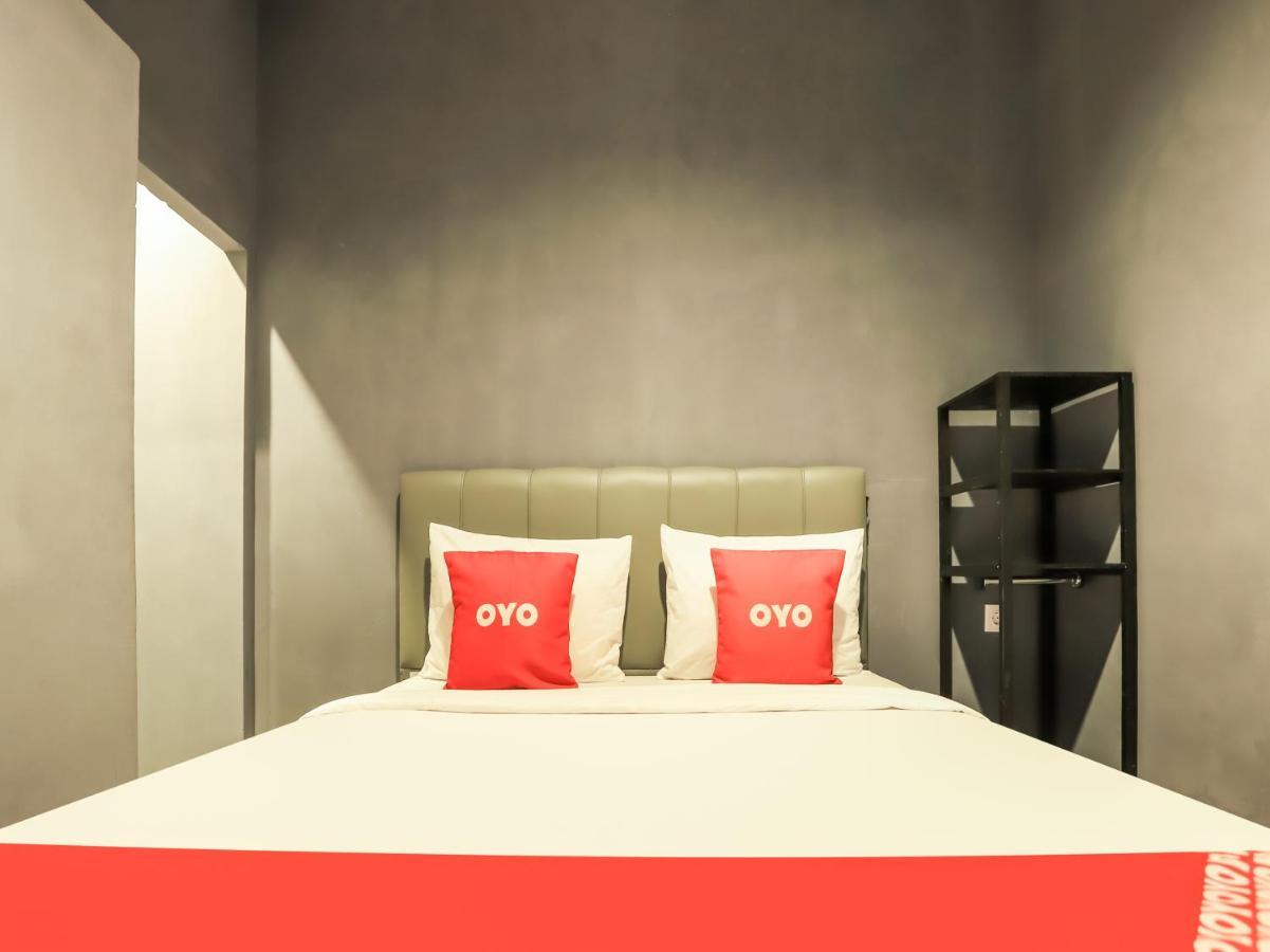 Oyo 3492 Mandala Residence メダン エクステリア 写真